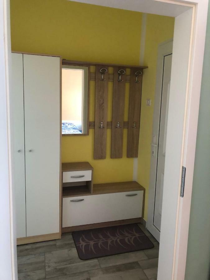 Apartma Mahnic Postojna Exteriér fotografie