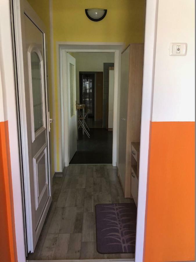 Apartma Mahnic Postojna Exteriér fotografie
